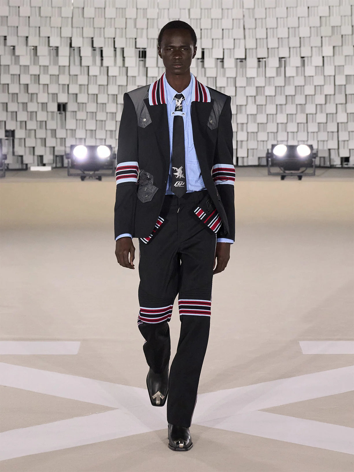 Image 1 - TopBannerv2 - Fall Winter 2025 Show (5)