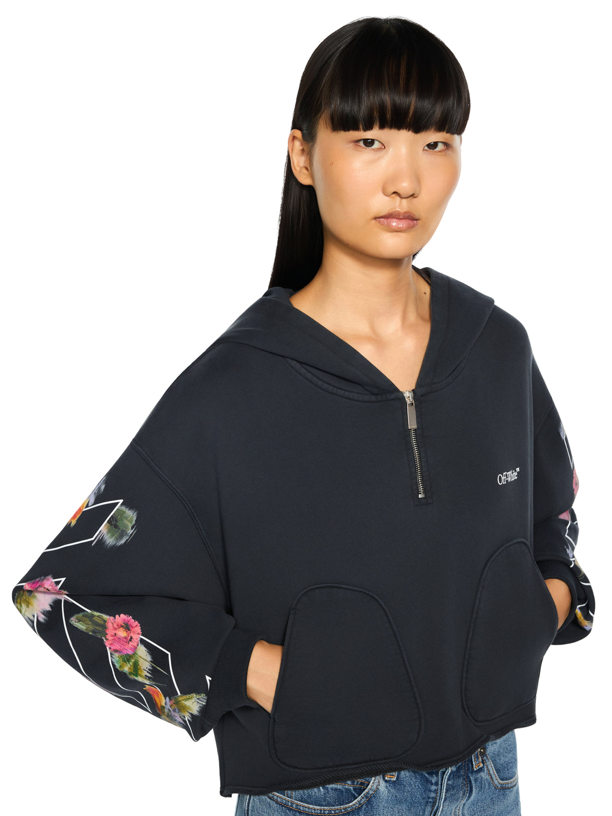 OFF WHITE Bookish Flower Poket Crop Hoodie Fade Out Black White 2FE00499T