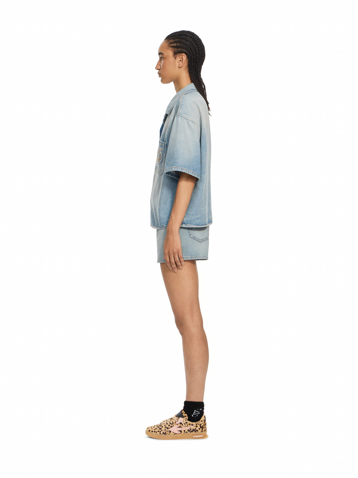 OFF WHITE College Patch Denim Shorts Bleachobacco 2FJ00584B