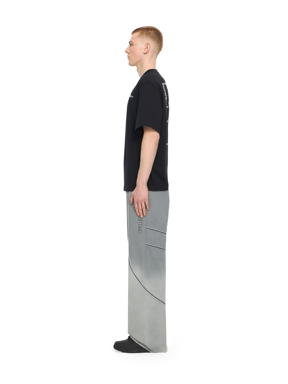 OFF WHITE Type Arrow Skate T-shirt BLACK 44MAA120S26J00K