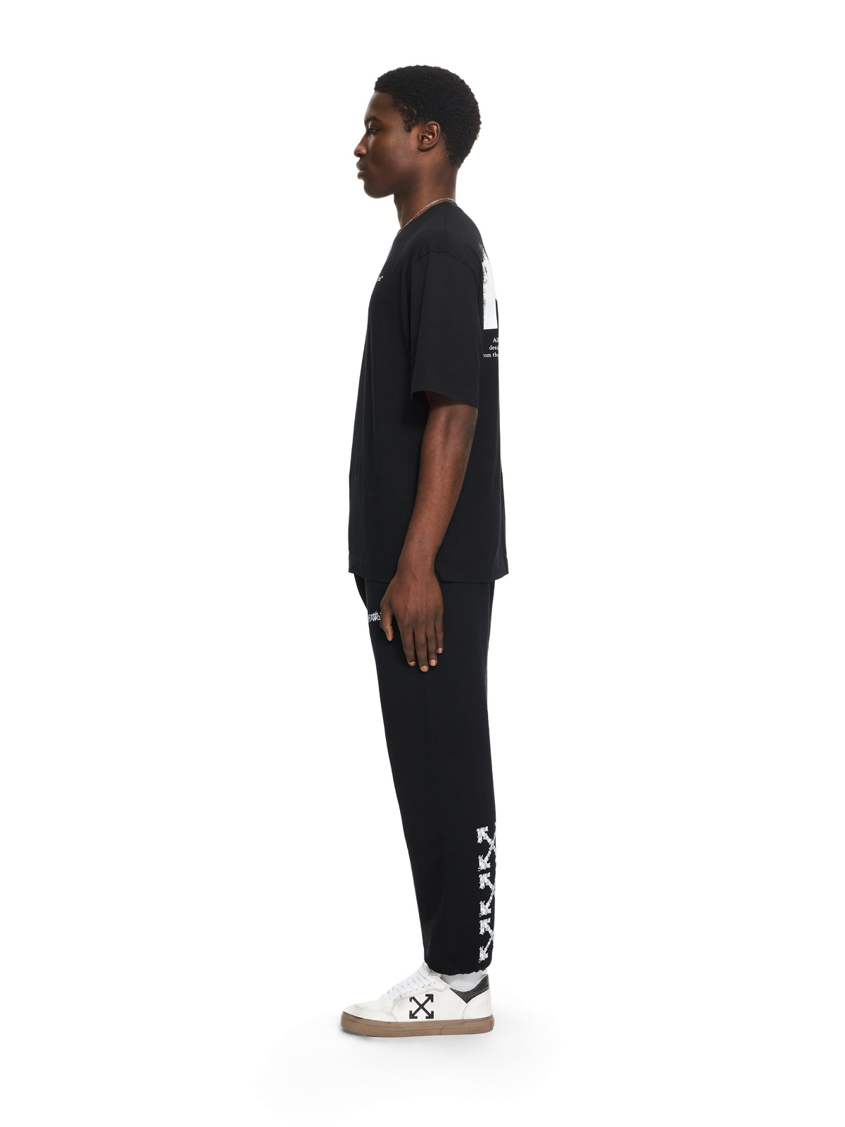 OFF WHITE Heraldic Arrow Cuffed Sweatpant BLACK 44MCH057S26F003