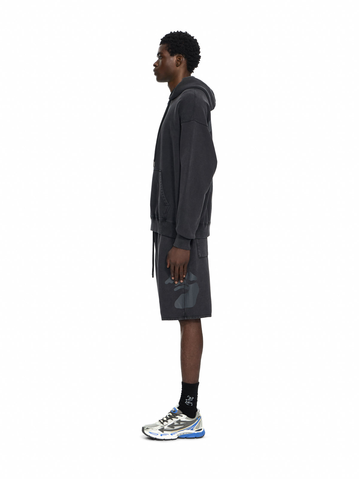 OFF WHITE Swimming Face Skate Shorts VINTAGE BLACK 44MCI013F26F002