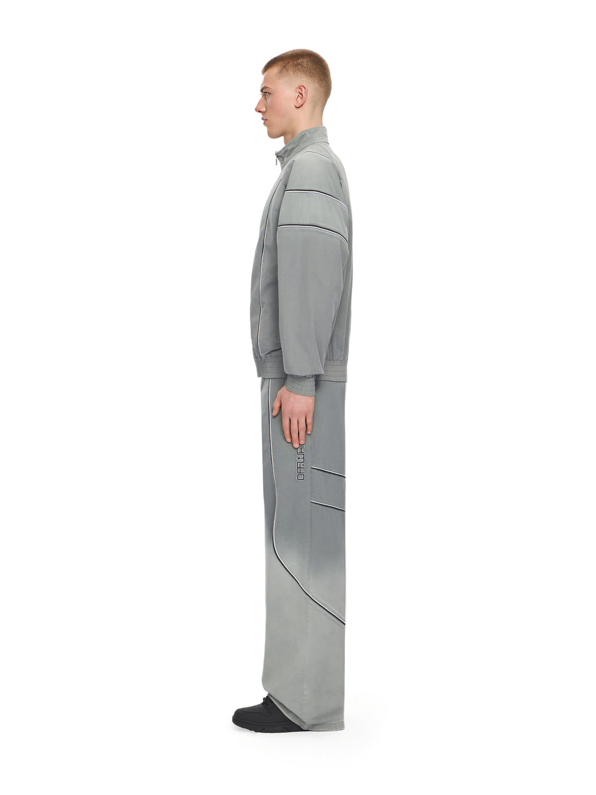 OFF WHITE Offline Gradient Slouchy Trackpants CASTELROCK 44MCJ03LS26F001