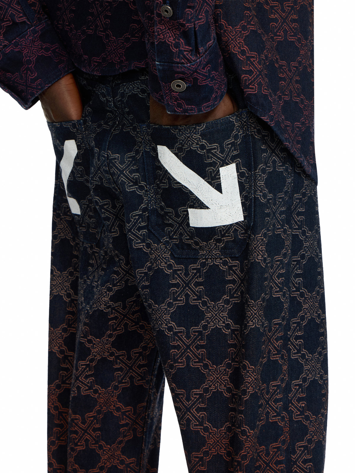 OFF WHITE Arrow Monogram Degradé Jacquard Jeans DEGRADE 44MYA18JF26D00C