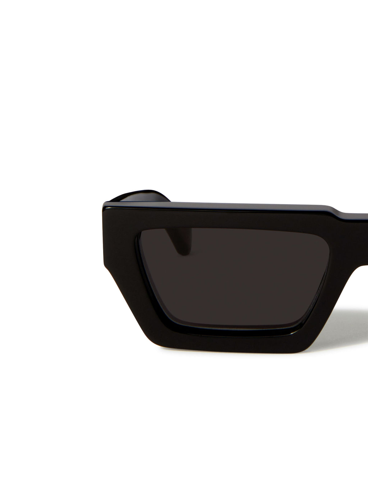 OFF WHITE Manchester Sunglasses BLACK OERI129C99PLA001