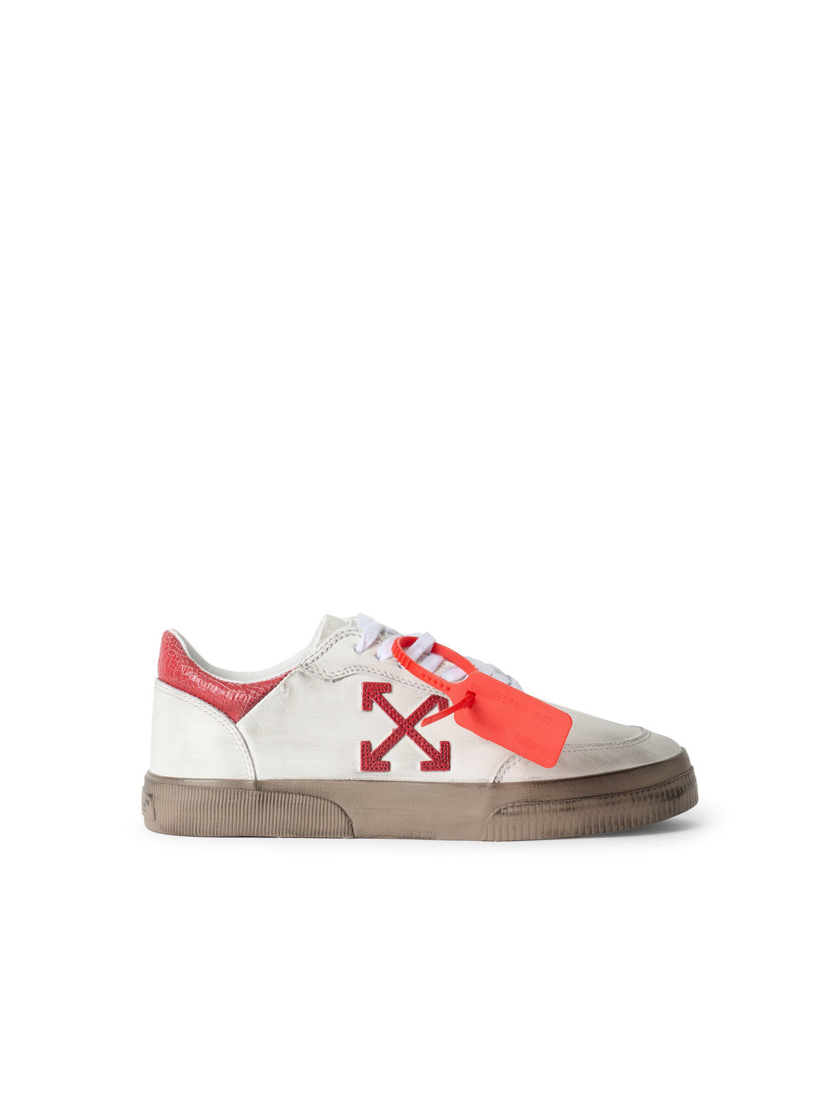 Vulcanized Low Worn Out Sneakers