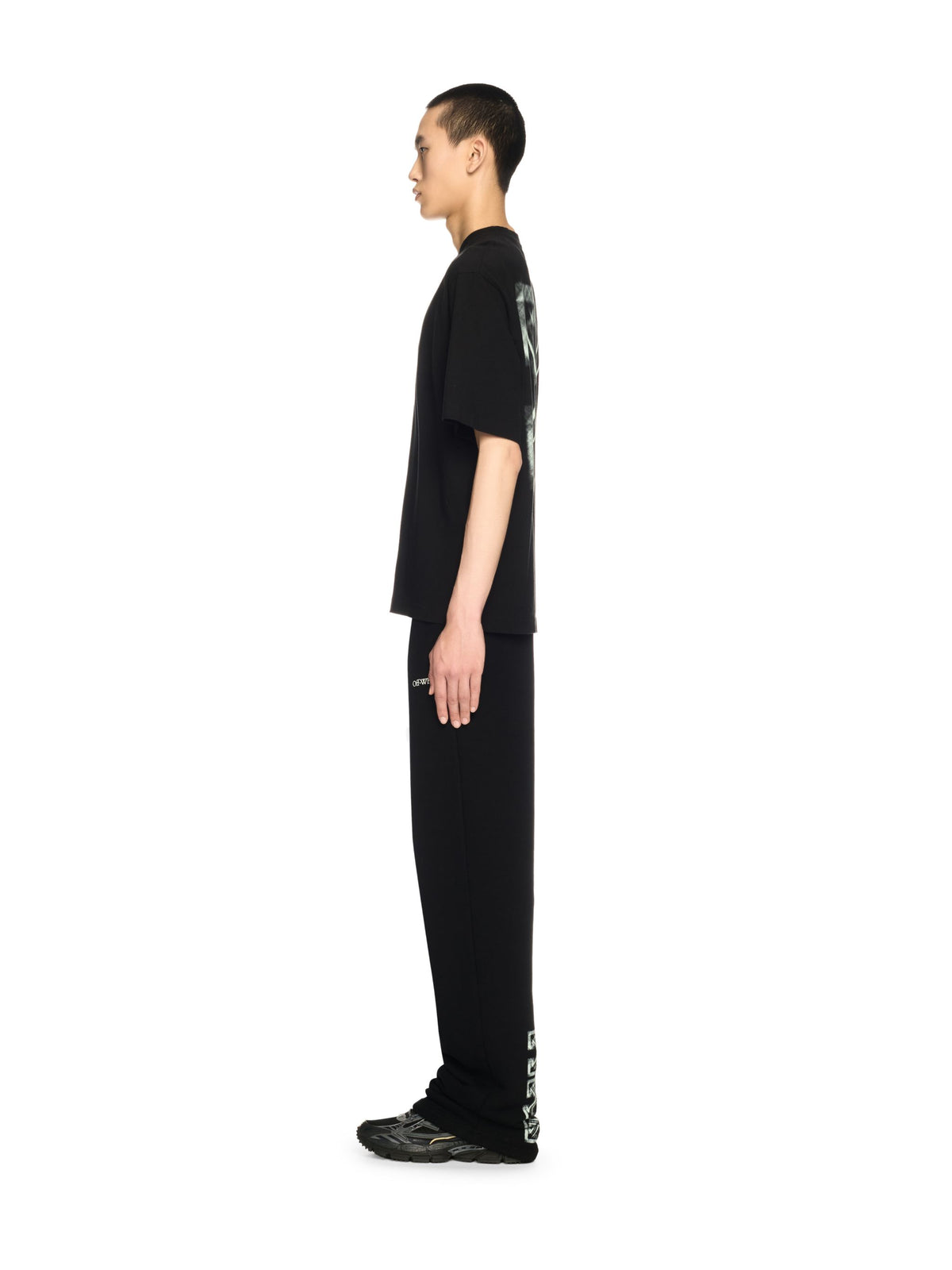 OFF WHITE VIBE ARROW SKATE S/S TEE BLACK OMAA120S25JER00F