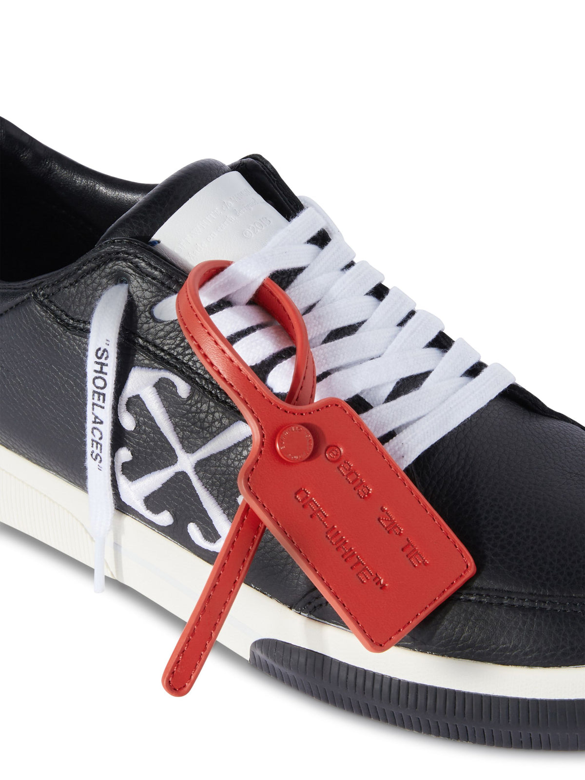 OFF WHITE New Low Vulcanized Leather Sneakers BLACK OMIA293C99LEA001
