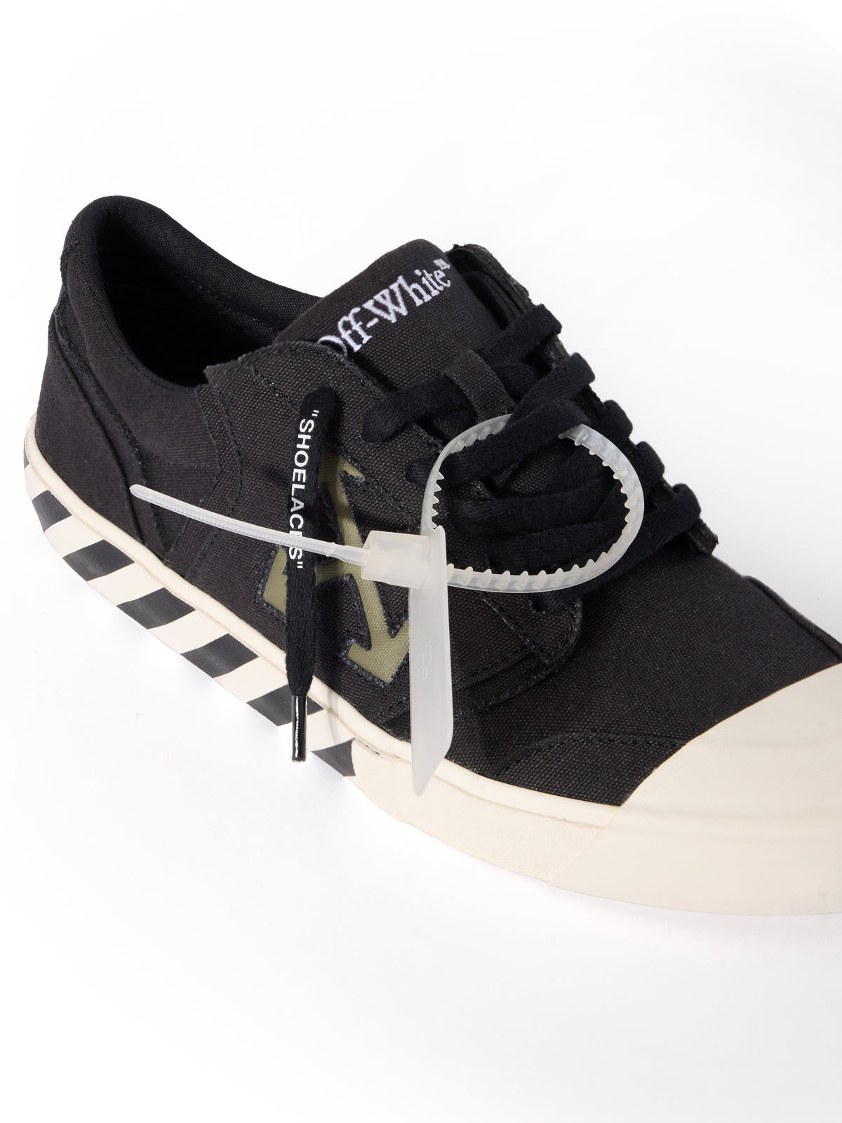 OFF WHITE Vulcanized Undercut Sneakers BLACK - ARMY GREEN OMIA2A2F25FAB001