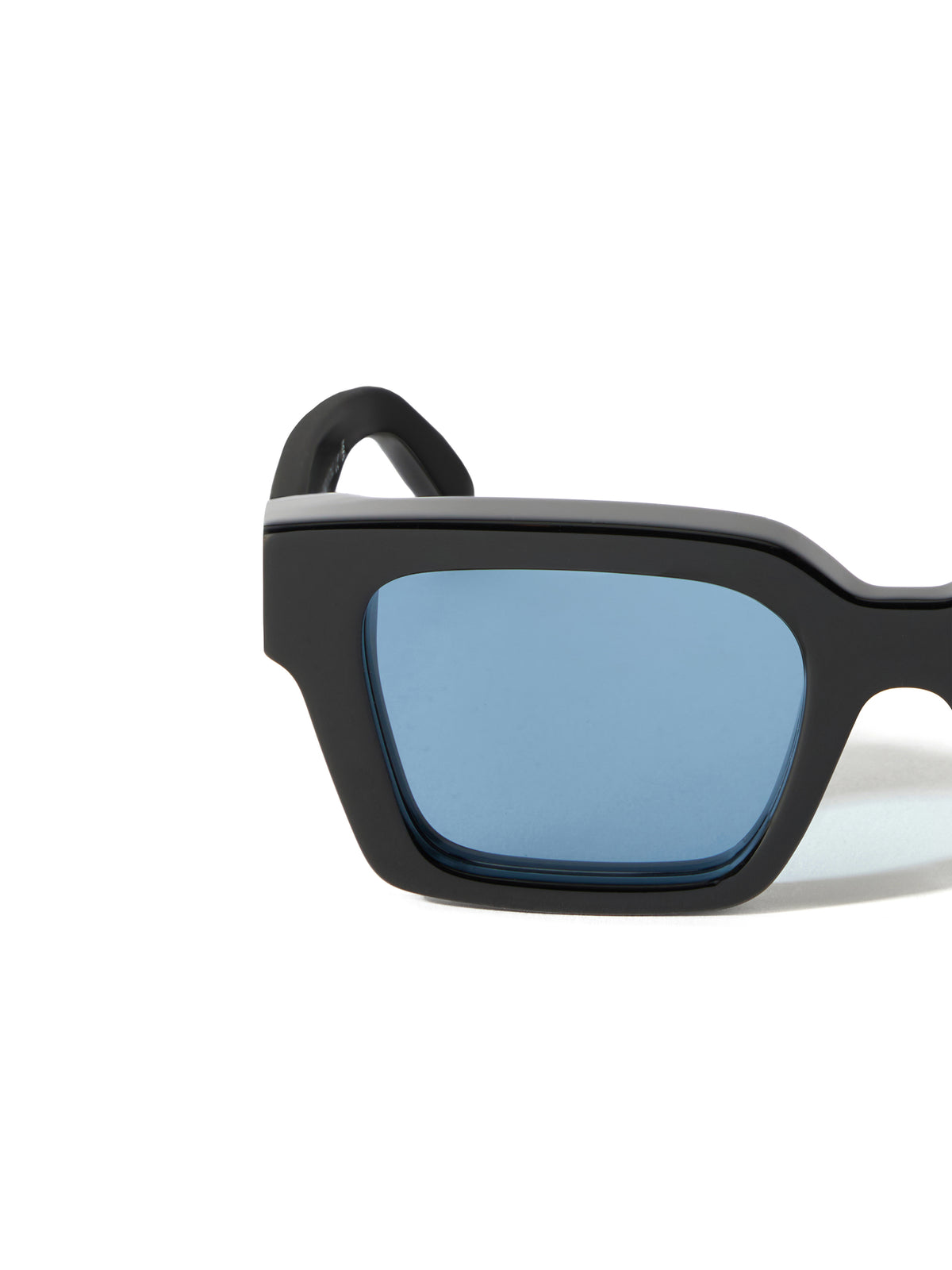 OFF WHITE Virgil L Light Blue Lens Sunglasses Shiny Black OW1022103753