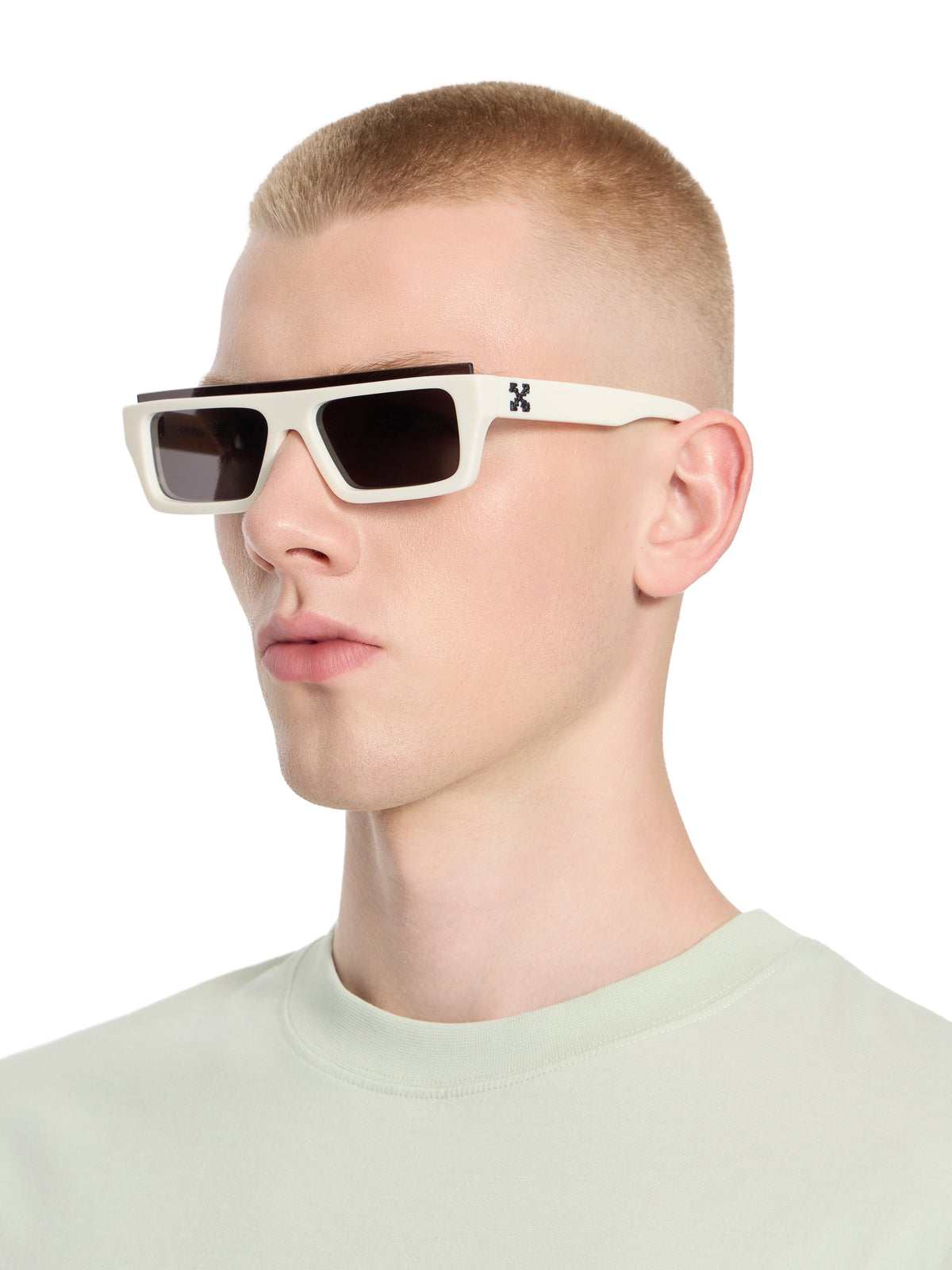 OFF WHITE Elizabeth S Dark Grey Lens Sunglasses Shiny Black OW10480107137