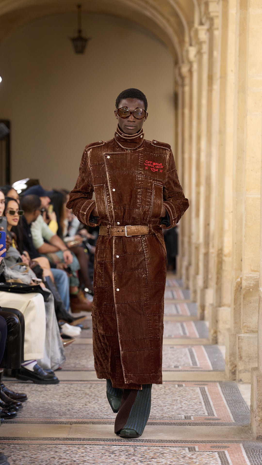 FW26 LOOK01